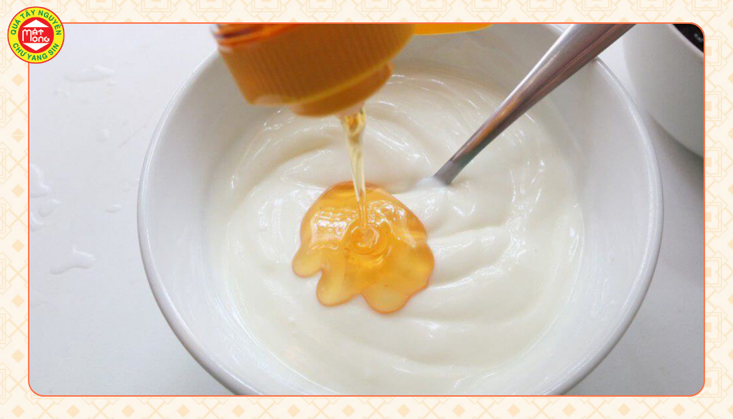 Mặt Nạ Sữa Chua Mật Ong
